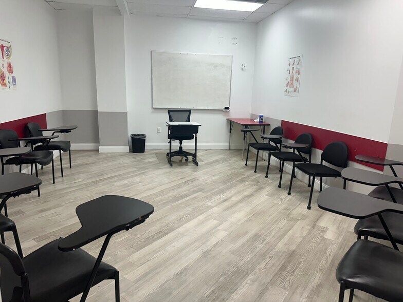 More Photos Of 30200-30394 Old Dixie Hwy, Homestead Unknown For Lease