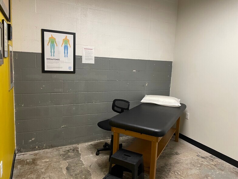 More Photos Of 120 St Louis Ave, Fort Worth Office For Lease