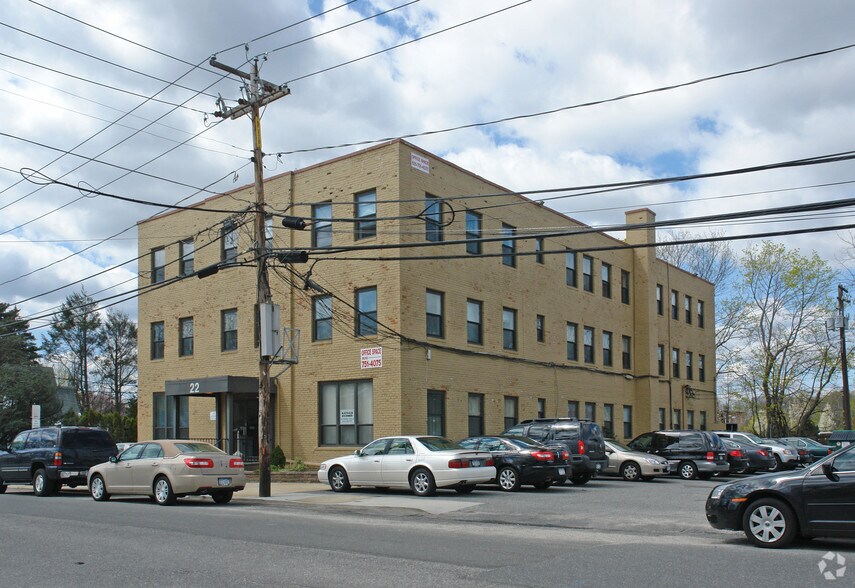 More Photos Of 22 Lawrence Ave, Smithtown Office For Lease