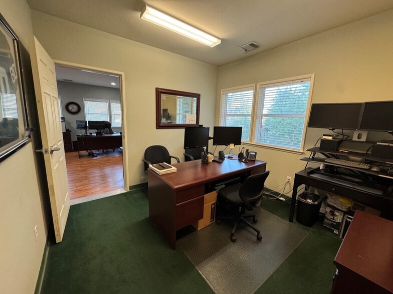 More Photos Of 344 Division St, Pleasanton Medical For Lease