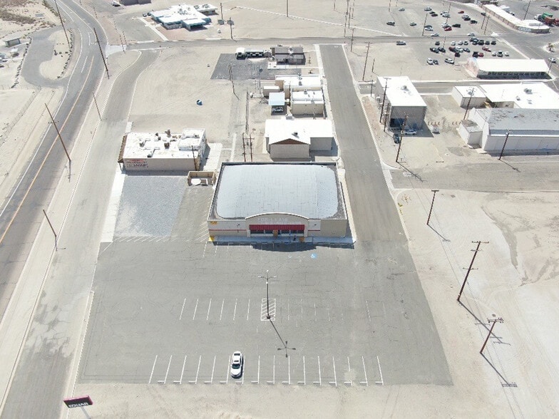 More Photos Of 13247 Jones St, Trona Freestanding For Lease
