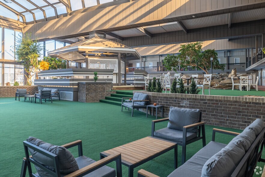 More Photos Of 148 Sheraton Dr, New Cumberland Apartments For Sale