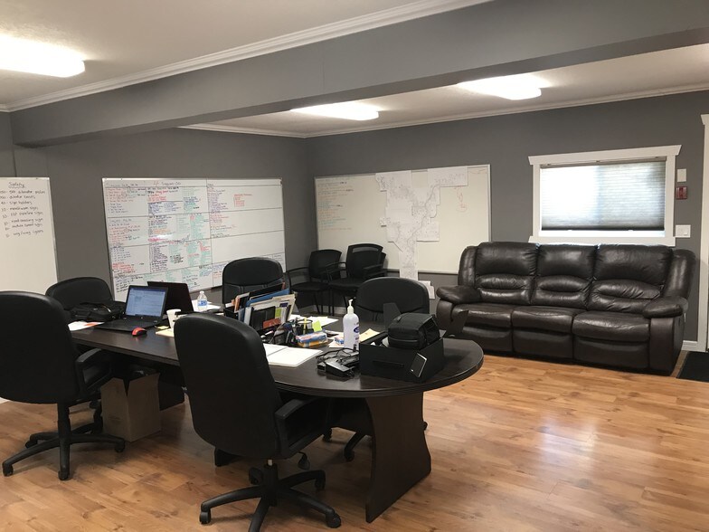 More Photos Of 4212 Hewlett Dr, Red Deer County Industrial For Sale