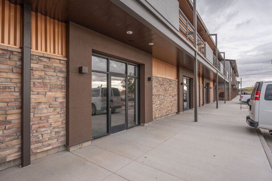 More Photos Of 2246 Zurich Dr, Fort Collins Warehouse For Lease