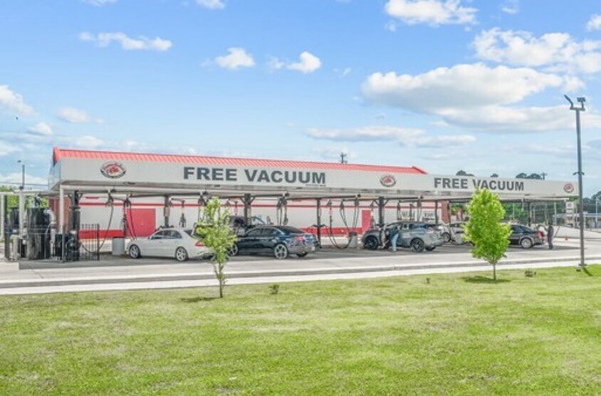 More Photos Of 900 W South Blvd, Montgomery Carwash For Sale