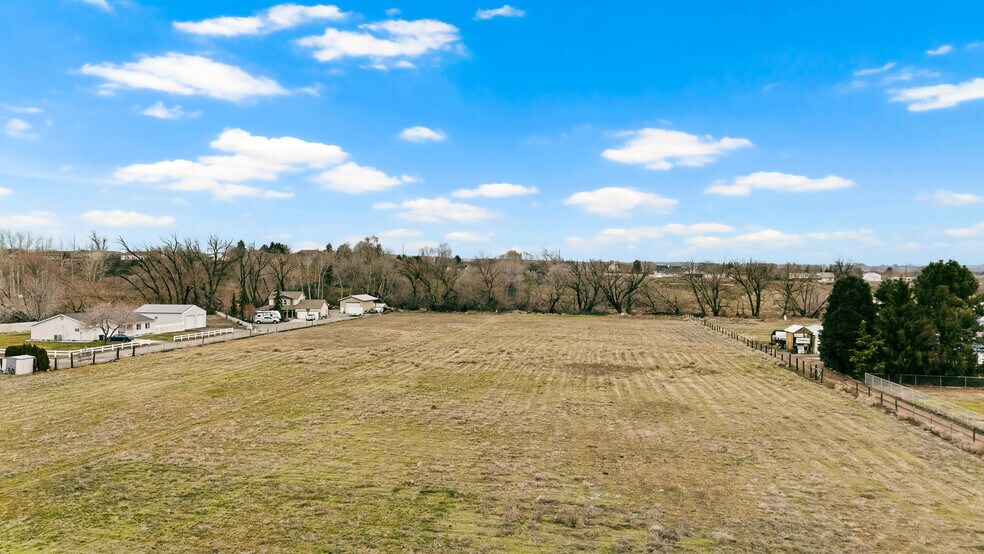 More Photos Of 7703 Ahtanum Rd, Yakima Land For Sale