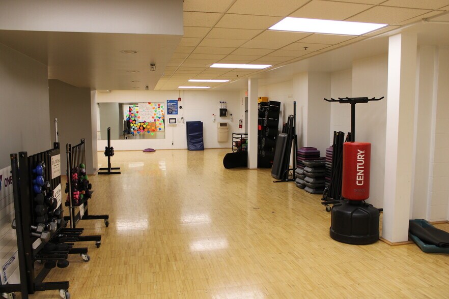 More Photos Of 501 N Shortridge Rd, Indianapolis Health Club For Sale