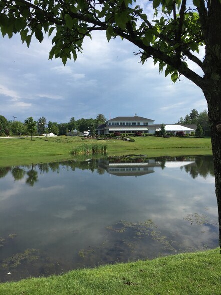 More Photos Of 16 Route 111, Derry Medical For Sale