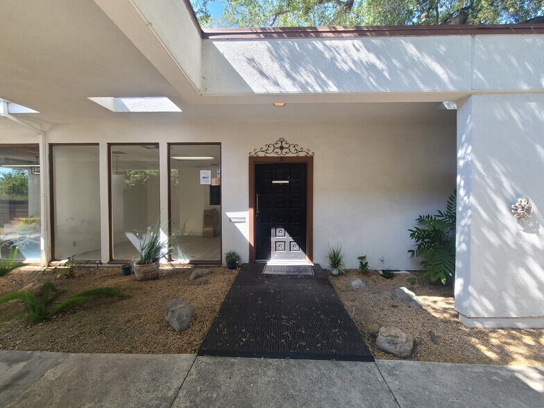 More Photos Of 231 N Indian Hill Blvd, Claremont Medical For Lease
