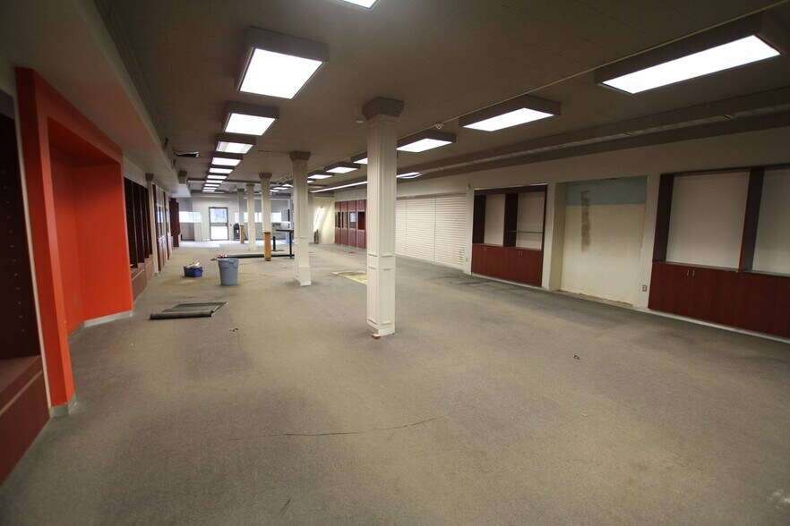 More Photos Of 58 Cedar St, Sudbury Storefront Retail Residential For Sale