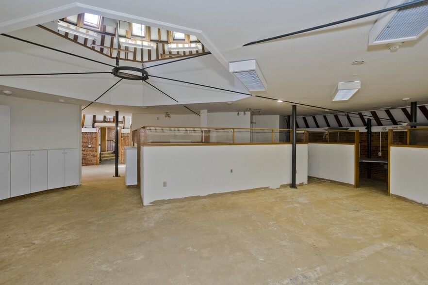 More Photos Of 244 Main St, Northampton Office Residential For Sale