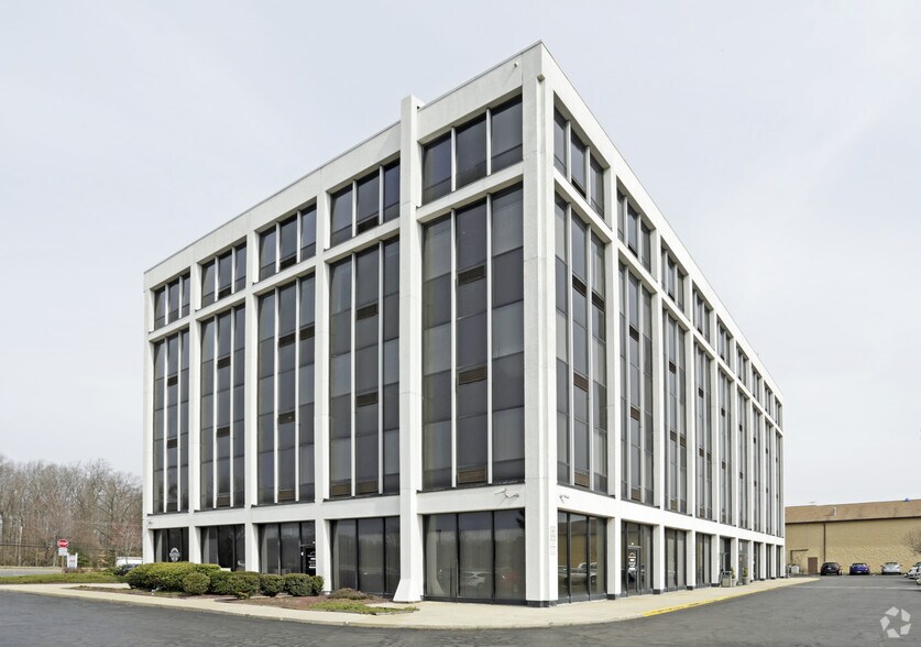 More Photos Of 2670 Crain Hwy, Waldorf Office For Lease