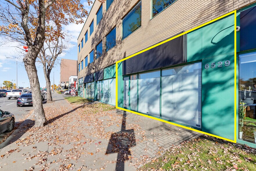 More Photos Of 6525 Décarie Boul, Montréal Apartments For Lease