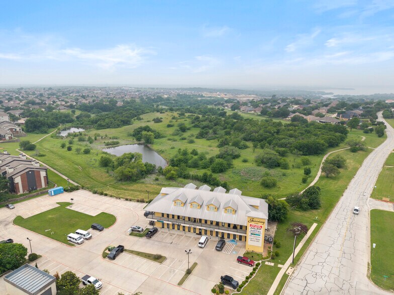 More Photos Of 7105 Golf Club Dr, Fort Worth Storefront Retail Office For Lease