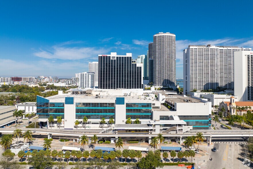 More Photos Of 1501 Biscayne Blvd, Miami Office Residential For Lease