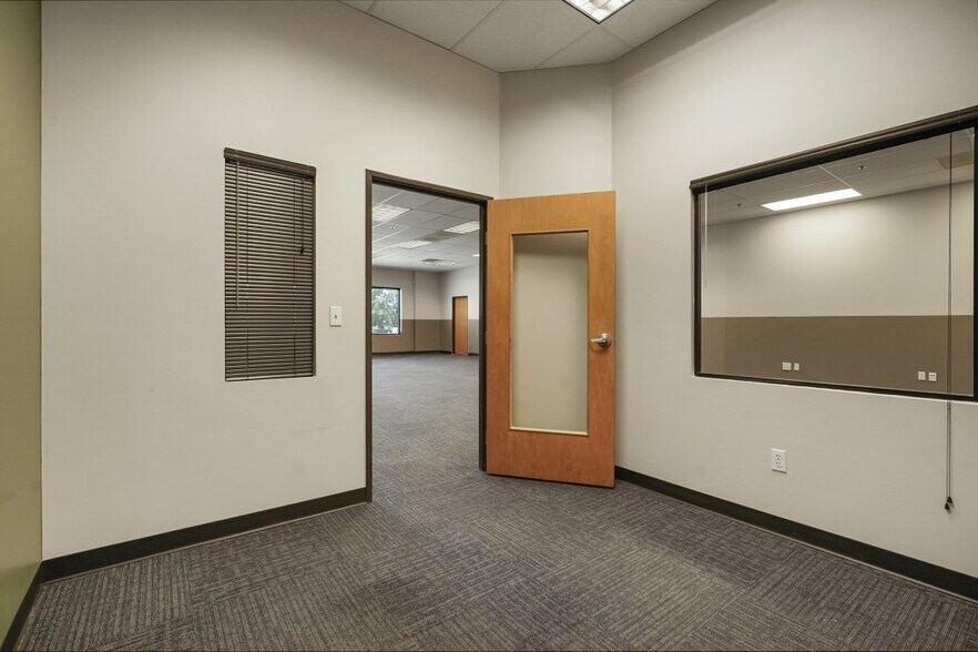 More Photos Of 10835 Dover St, Westminster Unknown For Lease