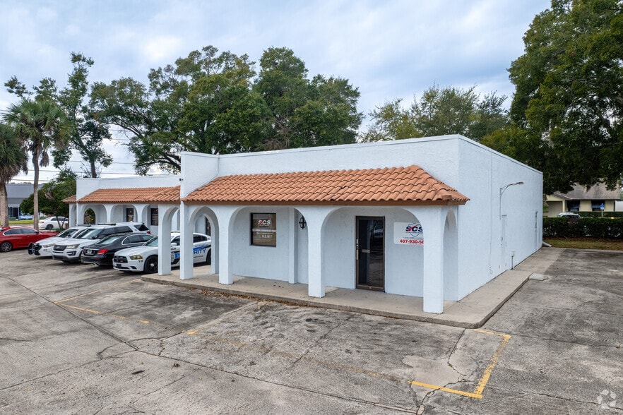 More Photos Of 6239 Edgewater Dr, Orlando Unknown For Lease