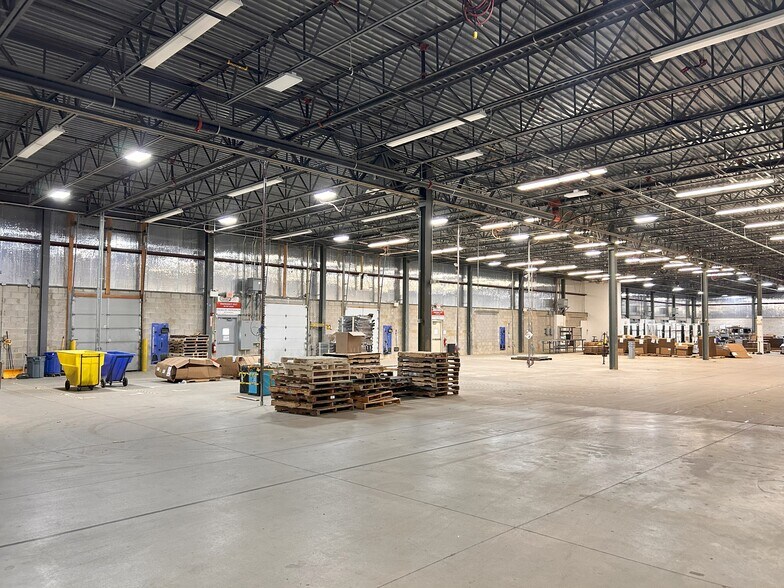 More Photos Of 2 Twosome Dr, Moorestown Manufacturing For Lease