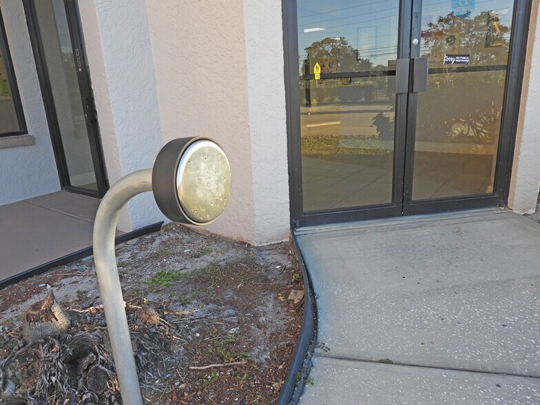 More Photos Of 1600 W Eau Gallie Blvd, Melbourne Office For Lease