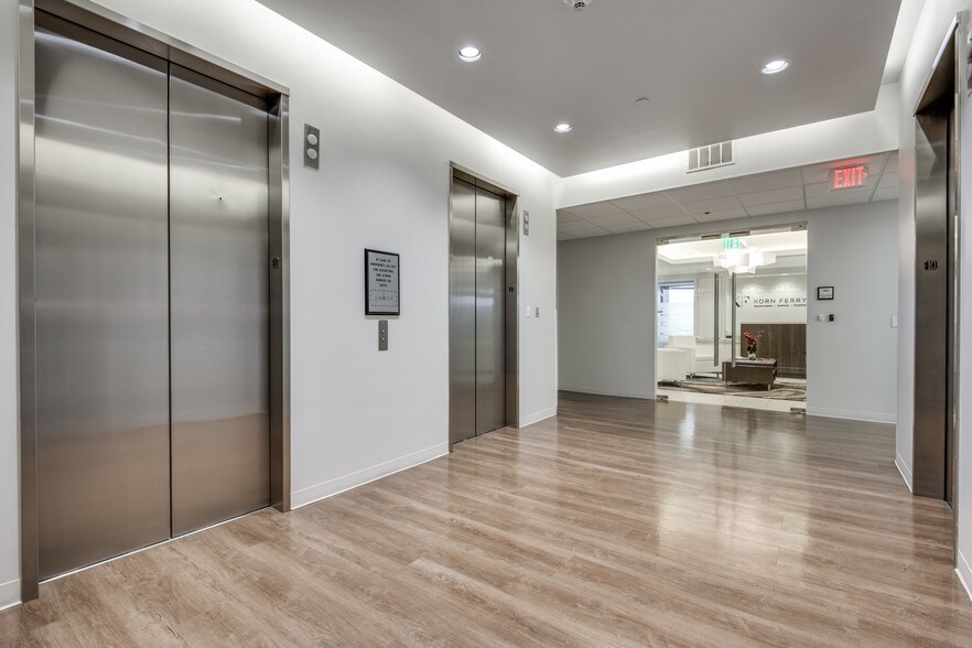 More Photos Of 4100 Alpha Rd, Dallas Coworking Space