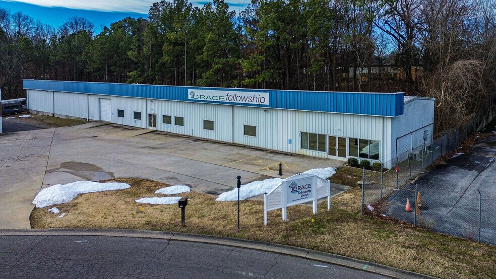 More Photos Of 3530 Park Plaza Rd, Paducah Flex For Lease