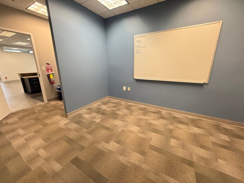 More Photos Of 12200 Tech Rd, Silver Spring Medical For Lease
