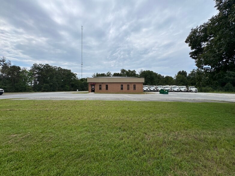 Primary Photo Of 225 Allied Industrial Blvd, Macon-Bibb Warehouse For Lease