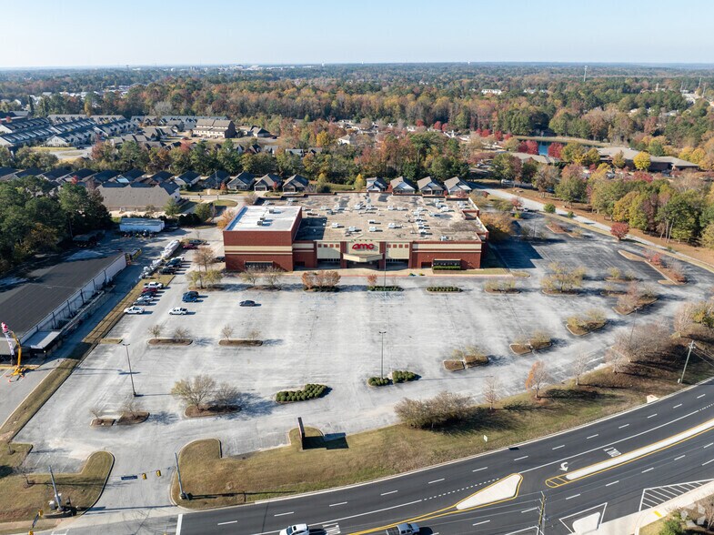 More Photos Of 2111 E University Dr, Auburn General Retail For Sale