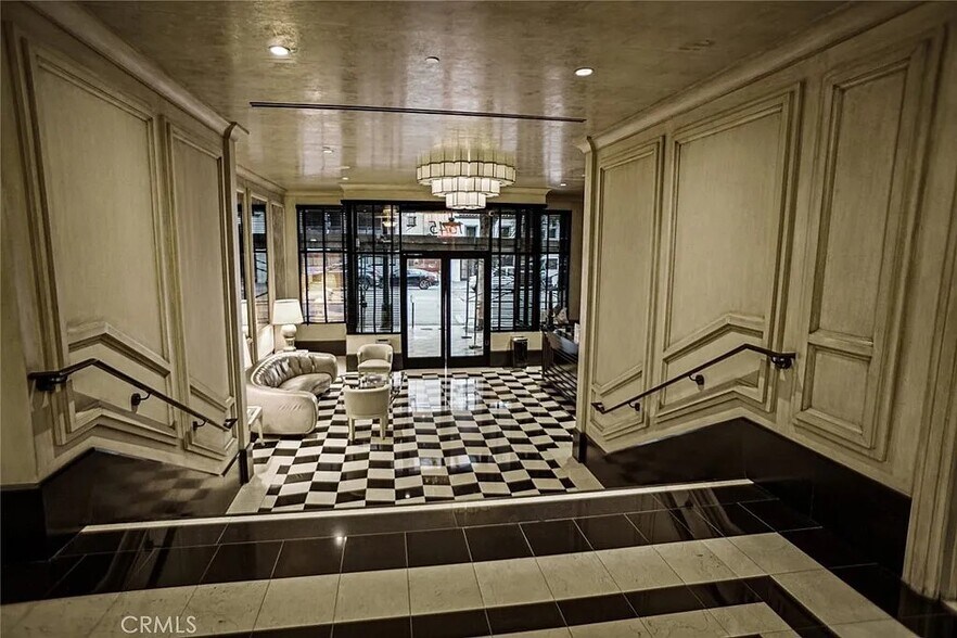 More Photos Of 1645 Vine St, Hollywood Loft Creative Space For Sale