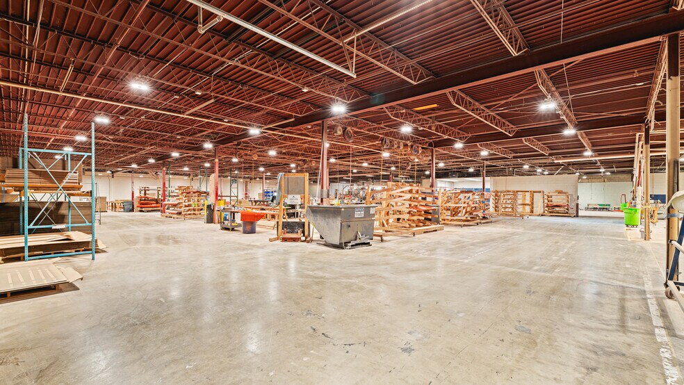 More Photos Of 3949 NW 36th St, Oklahoma City Manufacturing For Sale