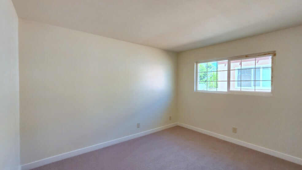 More Photos Of 2325 Angela St, Pomona Apartments For Sale