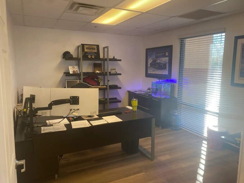 More Photos Of 1315 N Marvin Ct, Gilbert Warehouse For Lease