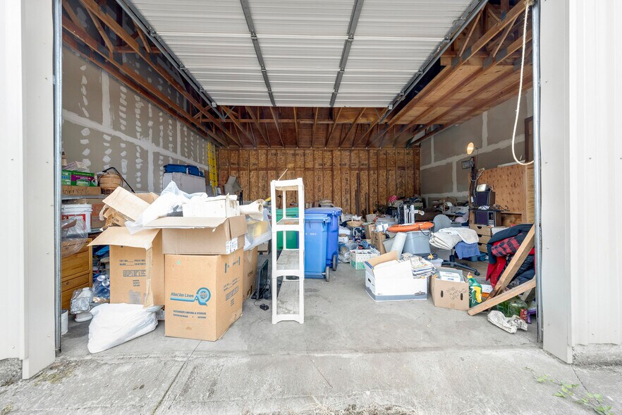 More Photos Of 1742 NE 43rd Ave, Portland Office Residential For Sale