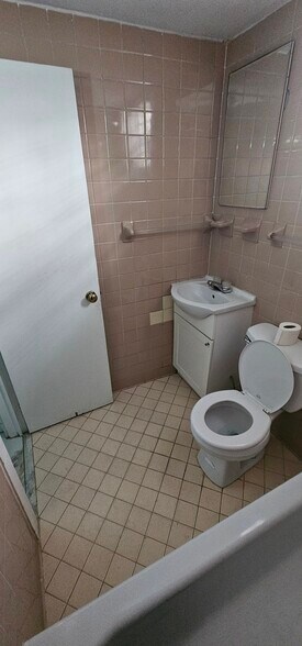 More Photos Of 2709 Bransford Ave, Nashville Office Residential For Sale