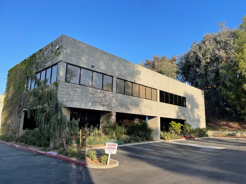 More Photos Of 31238 Via Colinas, Westlake Village Light Manufacturing For Lease