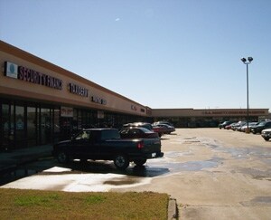 More Photos Of 1712 1st St E, Humble Unknown For Sale