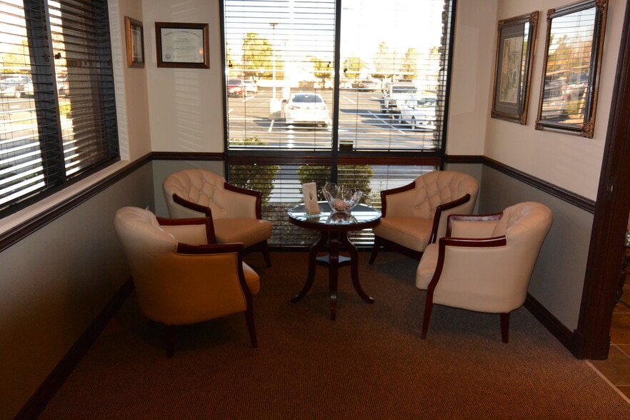 More Photos Of 1880 E Warm Springs Rd, Las Vegas Loft Creative Space For Sale