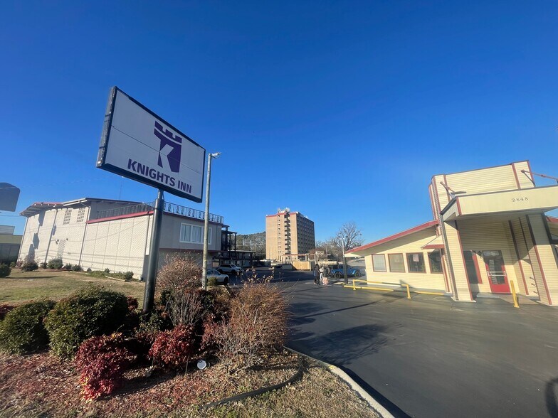 More Photos Of 2848 Bragg Blvd, Fayetteville Hotel For Sale