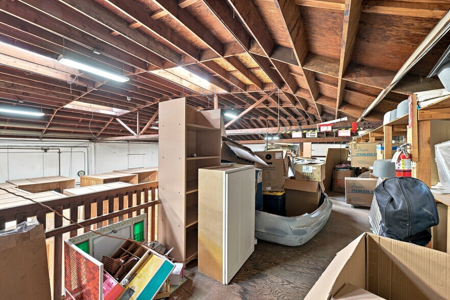 More Photos Of 905-909 Fee Dr, Sacramento Service For Sale
