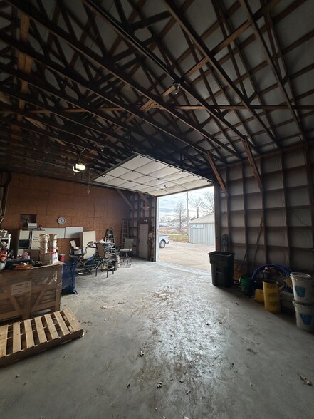 More Photos Of 3687 County 42-3 Rd, Kaiser Industrial For Lease