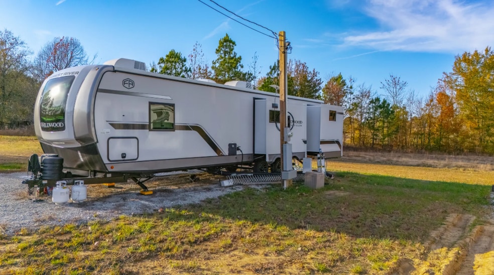 More Photos Of 6946 Highway 70 W, Brownsville Manufactured Housing Mobile Home Park For Sale