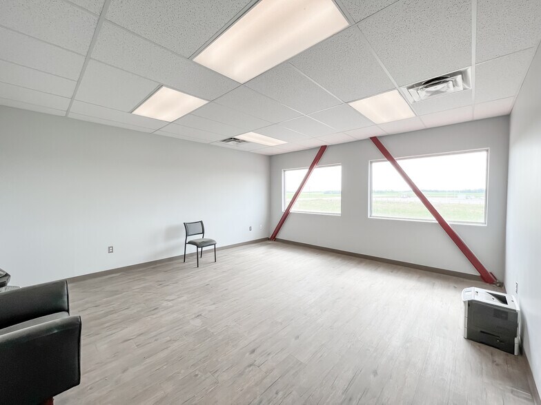 More Photos Of 650 Sunrise Rd, Peace River Industrial For Sale