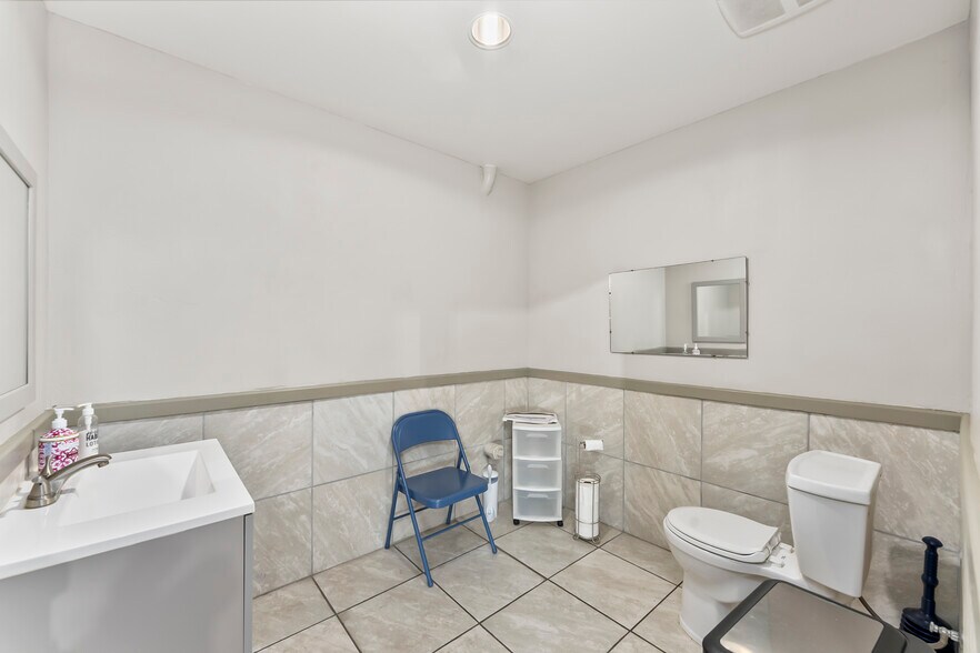 More Photos Of 293 Hanford St, Sutter Creek Storefront Retail Office For Sale