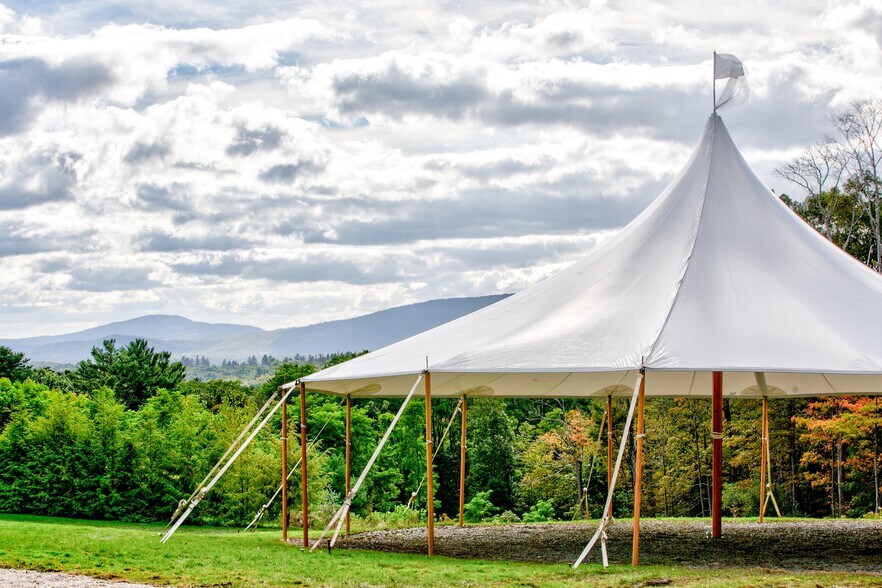 More Photos Of 2 Kemble St, Lenox Hotel For Sale