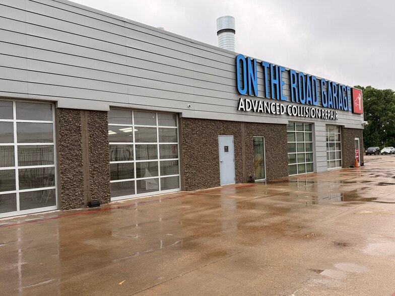 More Photos Of 202 Comstock St W, Dallas Warehouse For Lease