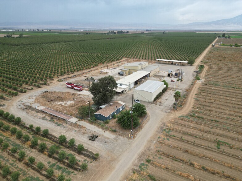 More Photos Of 13649 Weedpatch Hwy, Bakersfield Refrigeration Cold Storage For Lease