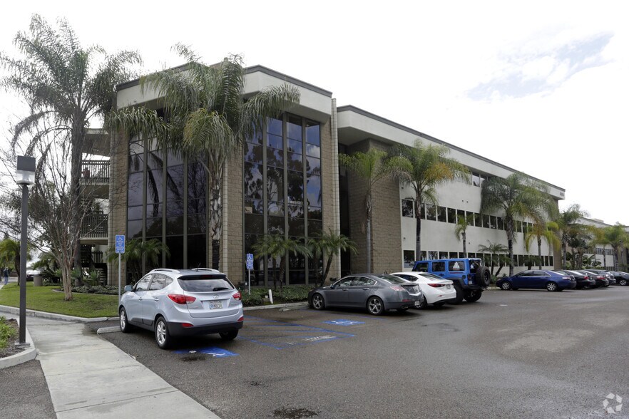Primary Photo Of 8825 Aero Dr, San Diego Office For Lease