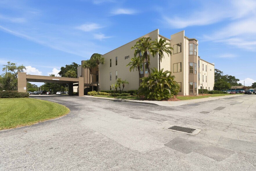 More Photos Of 201 Hilda St, Kissimmee Medical For Lease