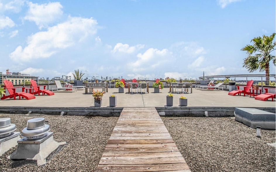 More Photos Of 1500 Park Ave, Emeryville Loft Creative Space For Lease