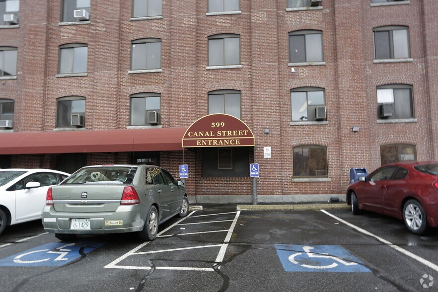 More Photos Of 599 Canal St, Lawrence Loft Creative Space For Lease